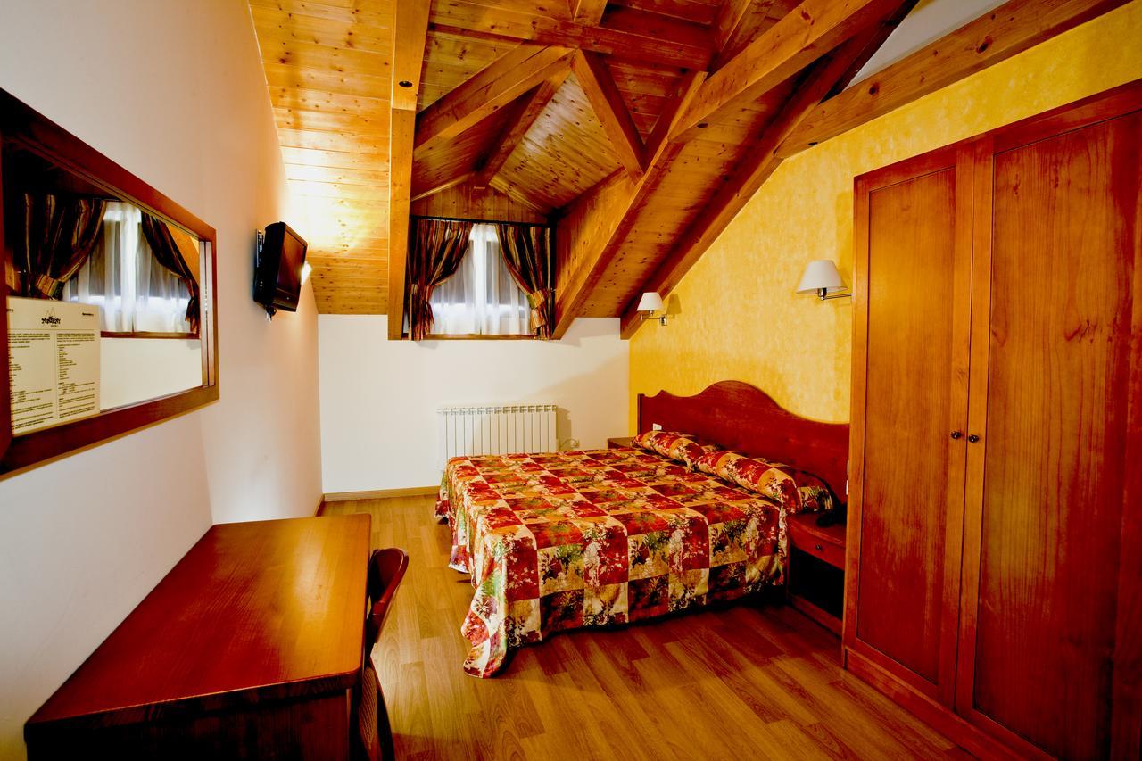 Hotel Montseny Espuy Kültér fotó