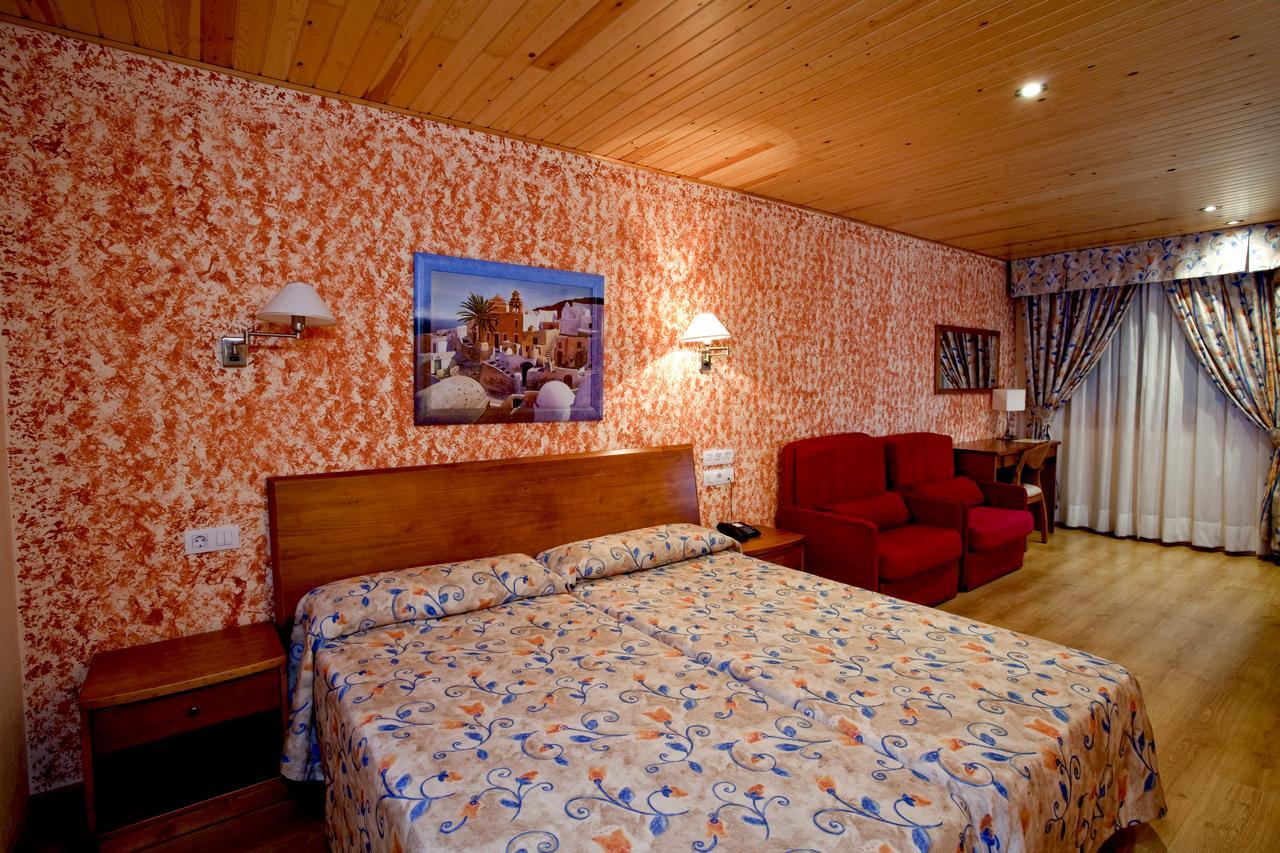Hotel Montseny Espuy Kültér fotó