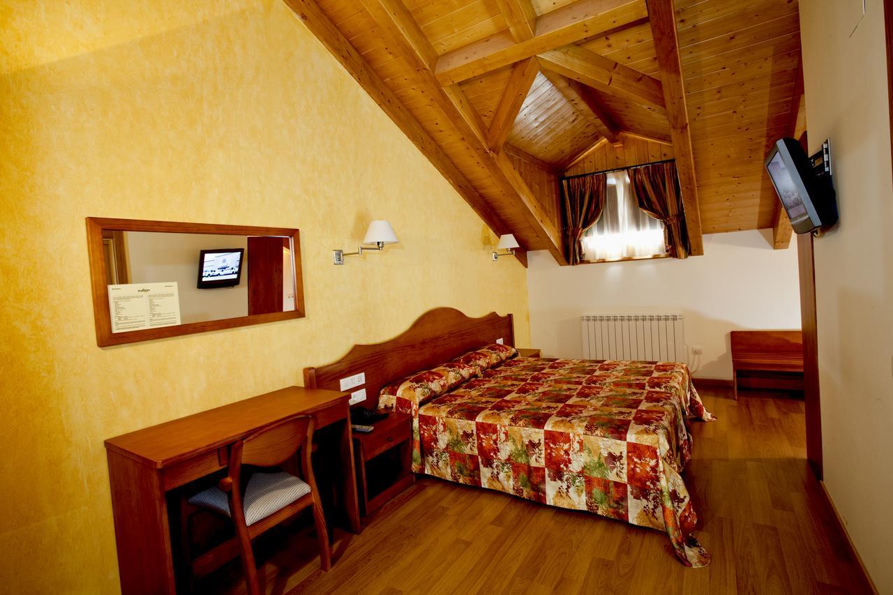 Hotel Montseny Espuy Kültér fotó